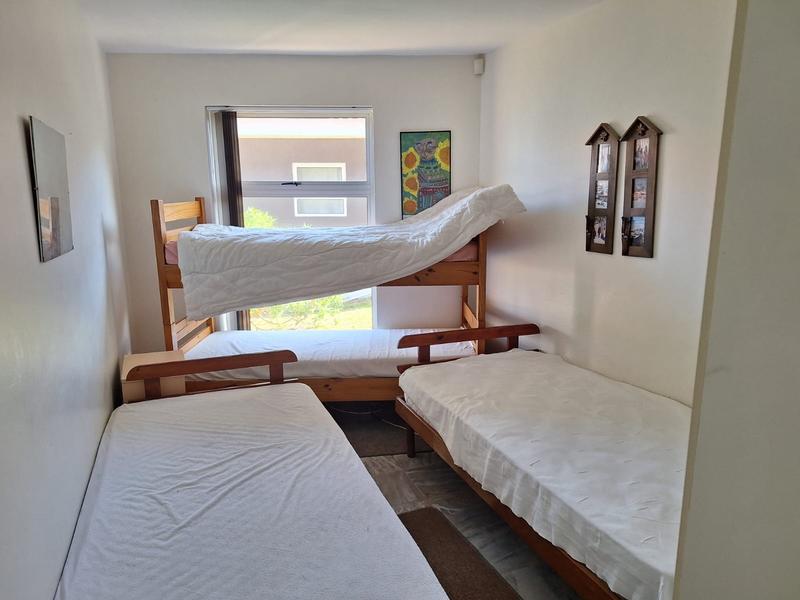 6 Bedroom Property for Sale in Glentana Western Cape